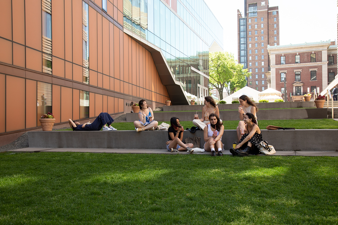 Students-on-Futter-Field-taking-a-moment.jpg