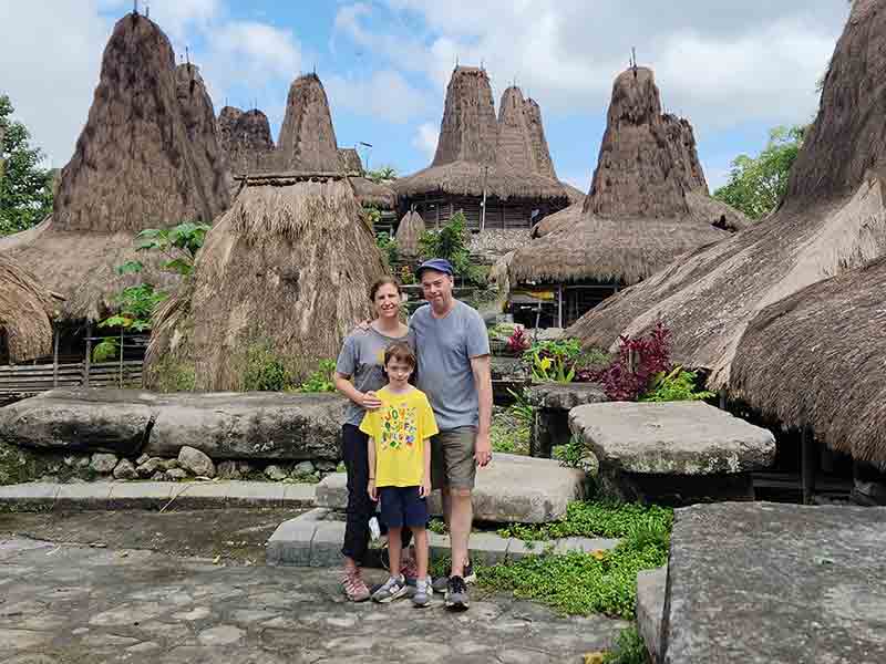 Rinaldo with her family