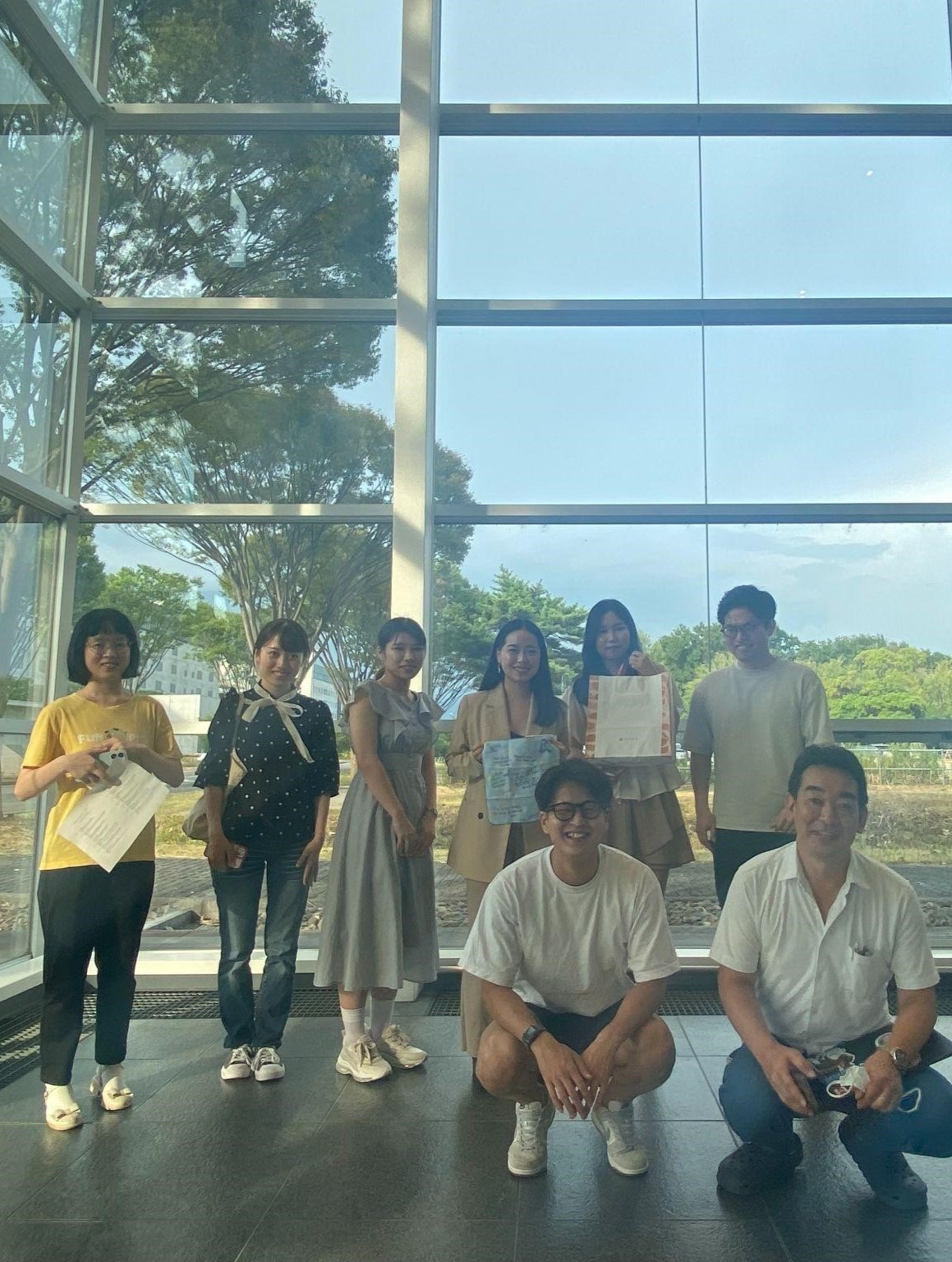 Ellie Kimura with members of the Nagata lab