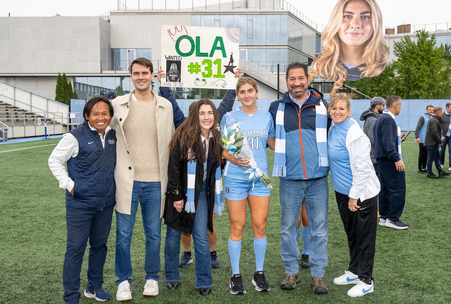 Soccer Players Lauren Rodriguez ’25 and Alexandra “Ola” Weber ’24-1