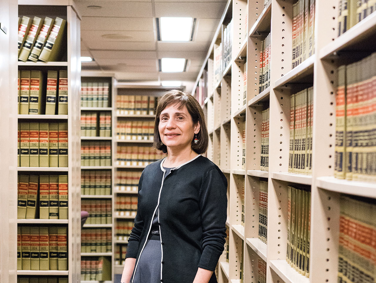 Georgia Pestana ’84 in a law library