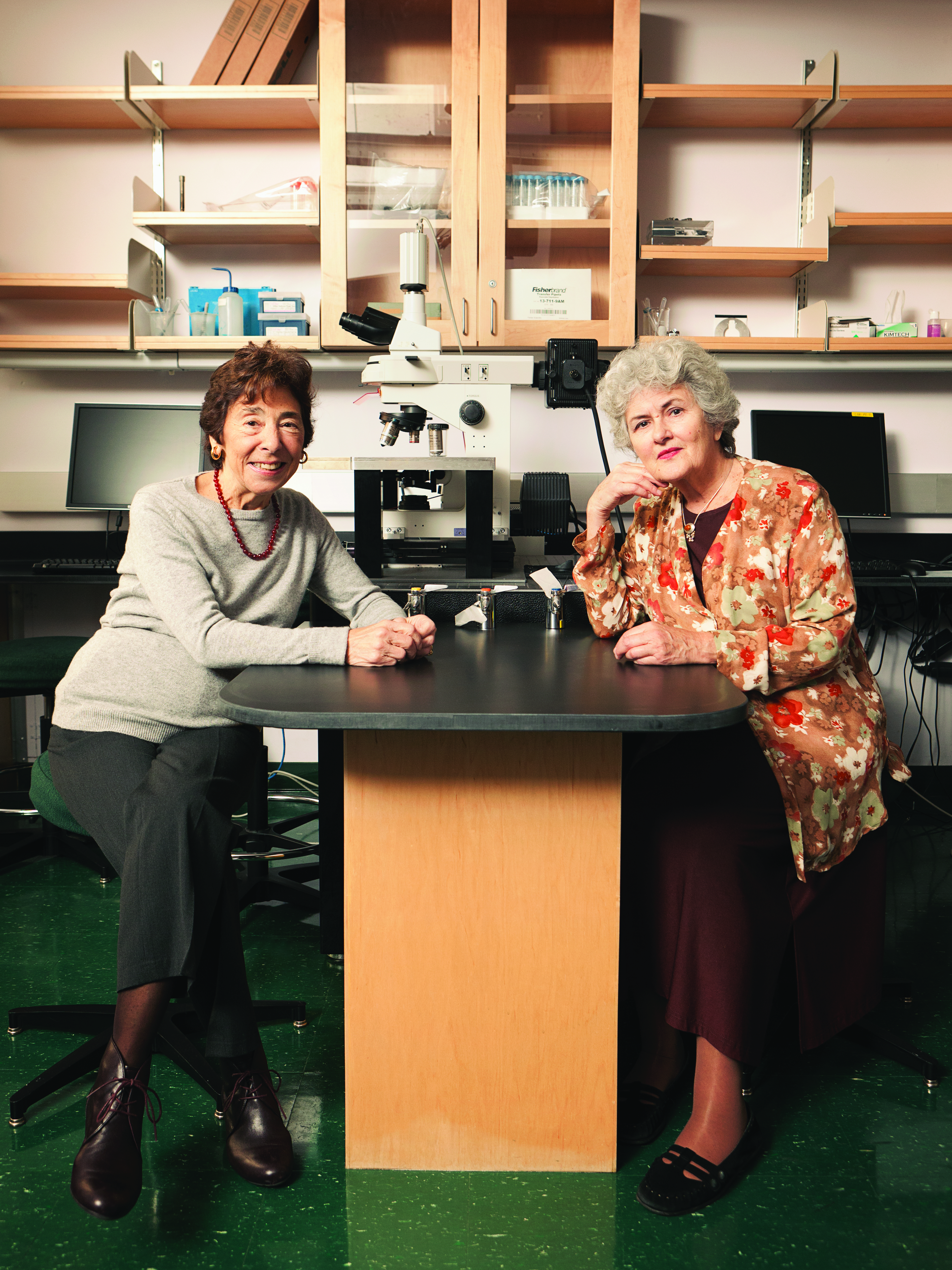 Susan Schwartz-Giblin ’59 & Marian Meyers ’59 