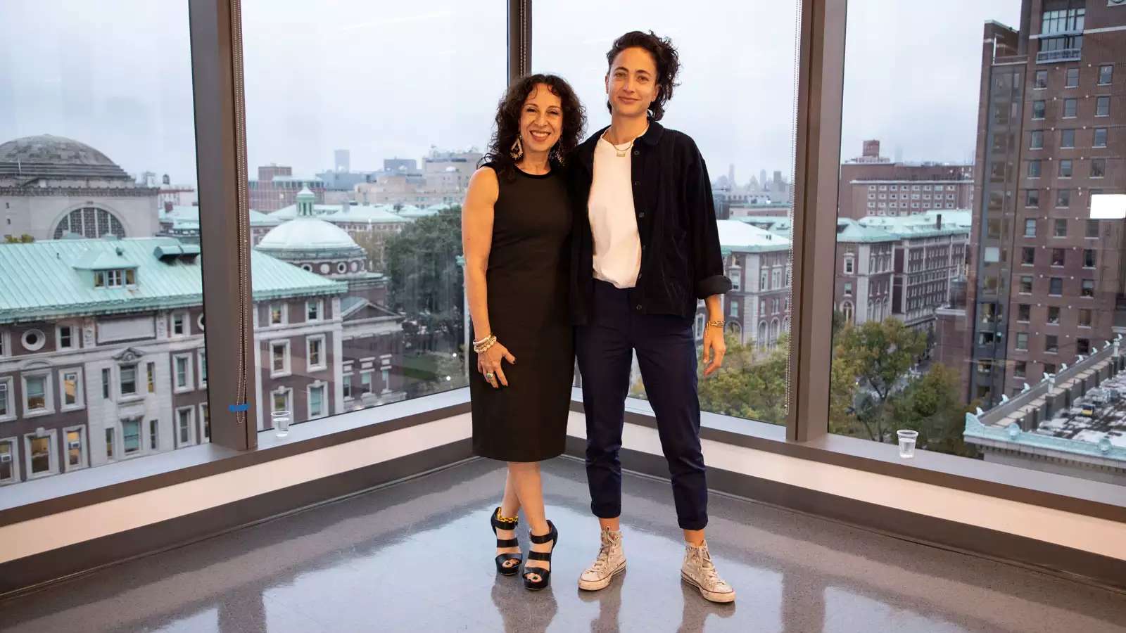 Maria Hinojosa ’84 and Paola Ramos ’09